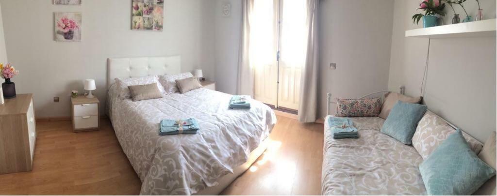 Casa Santa Maria La Nueva Con Aire Acondicionado Apartment Zamora Ngoại thất bức ảnh